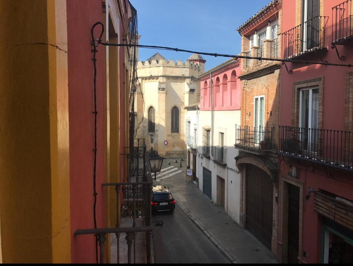 Sevilla Room, View To The City Buitenkant foto